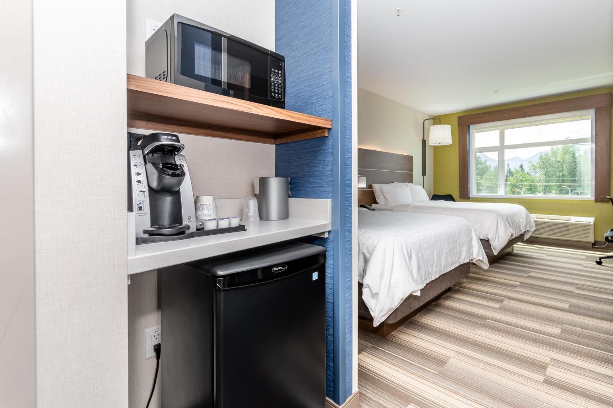 Holiday Inn Express & Suites - Chilliwack East An Ihg Hotel Экстерьер фото